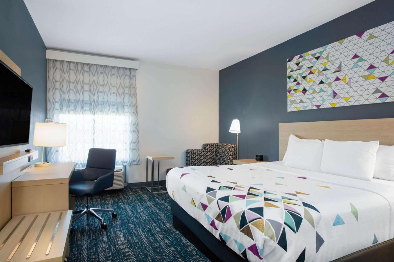 La Quinta Inn & Suites By Wyndham Manassas, Va- Dulles Airport Exterior foto