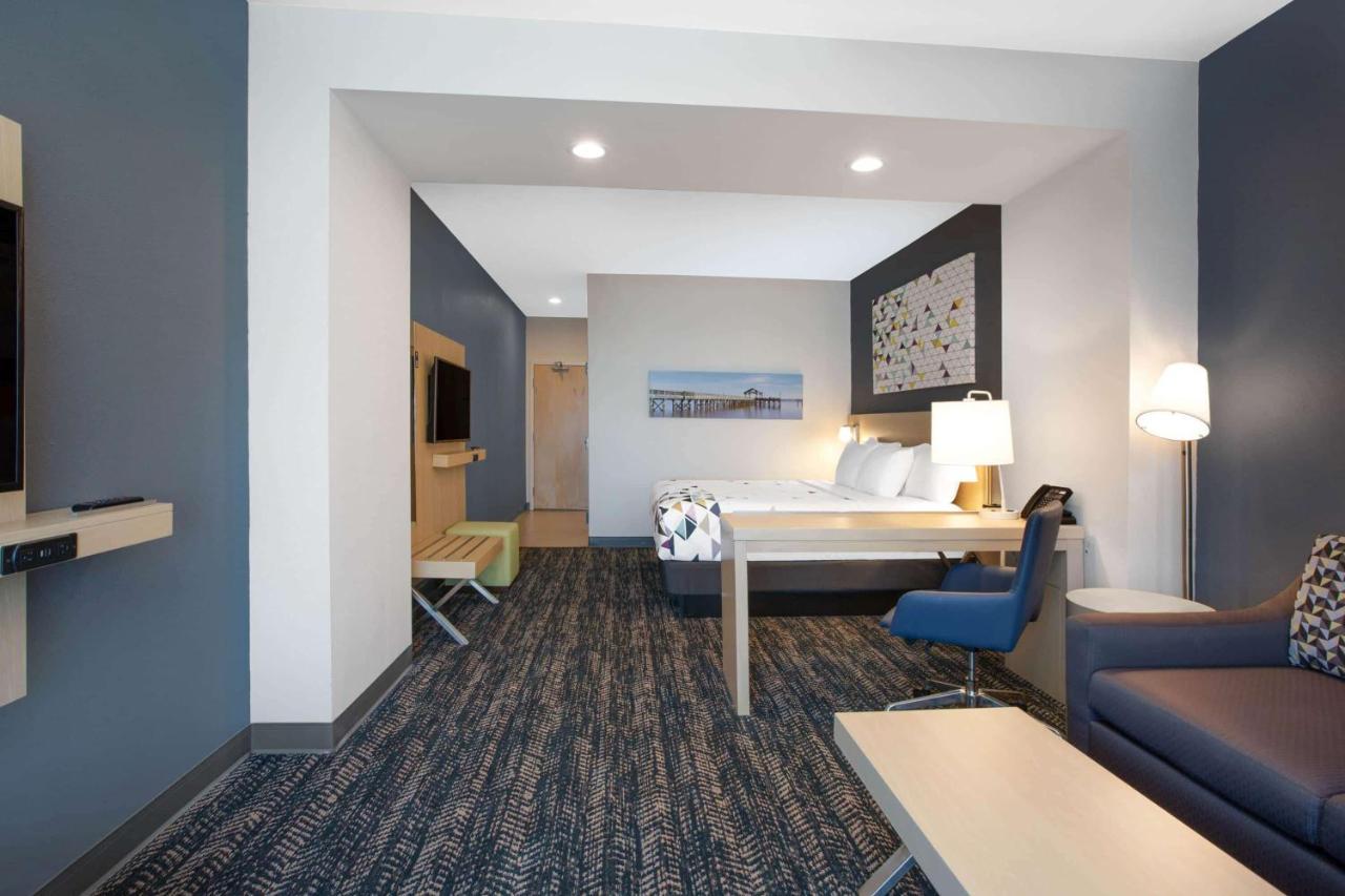 La Quinta Inn & Suites By Wyndham Manassas, Va- Dulles Airport Exterior foto