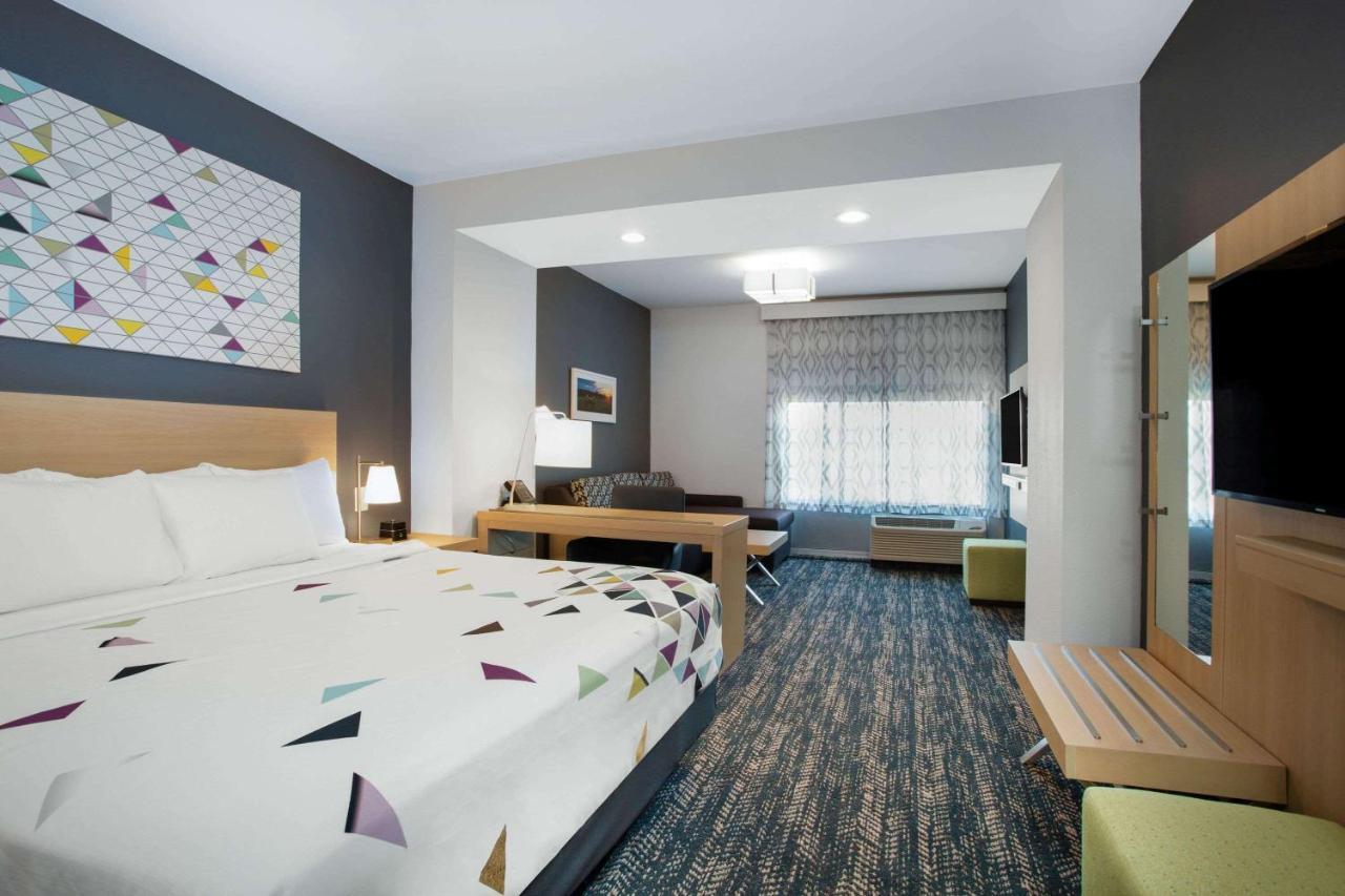 La Quinta Inn & Suites By Wyndham Manassas, Va- Dulles Airport Exterior foto