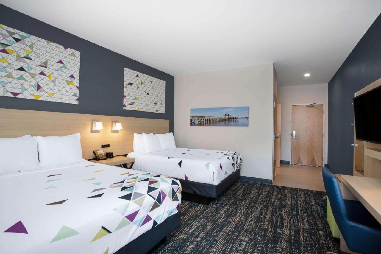 La Quinta Inn & Suites By Wyndham Manassas, Va- Dulles Airport Exterior foto